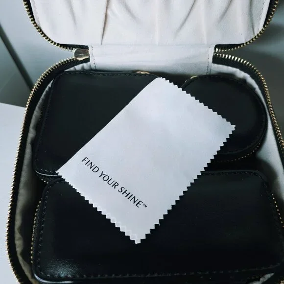 Mele & Co Makeup Travel bag - Picture 5 of 5